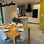 Les Midis Au - Le Pavillon - 5 Personnes Semesterbostad *